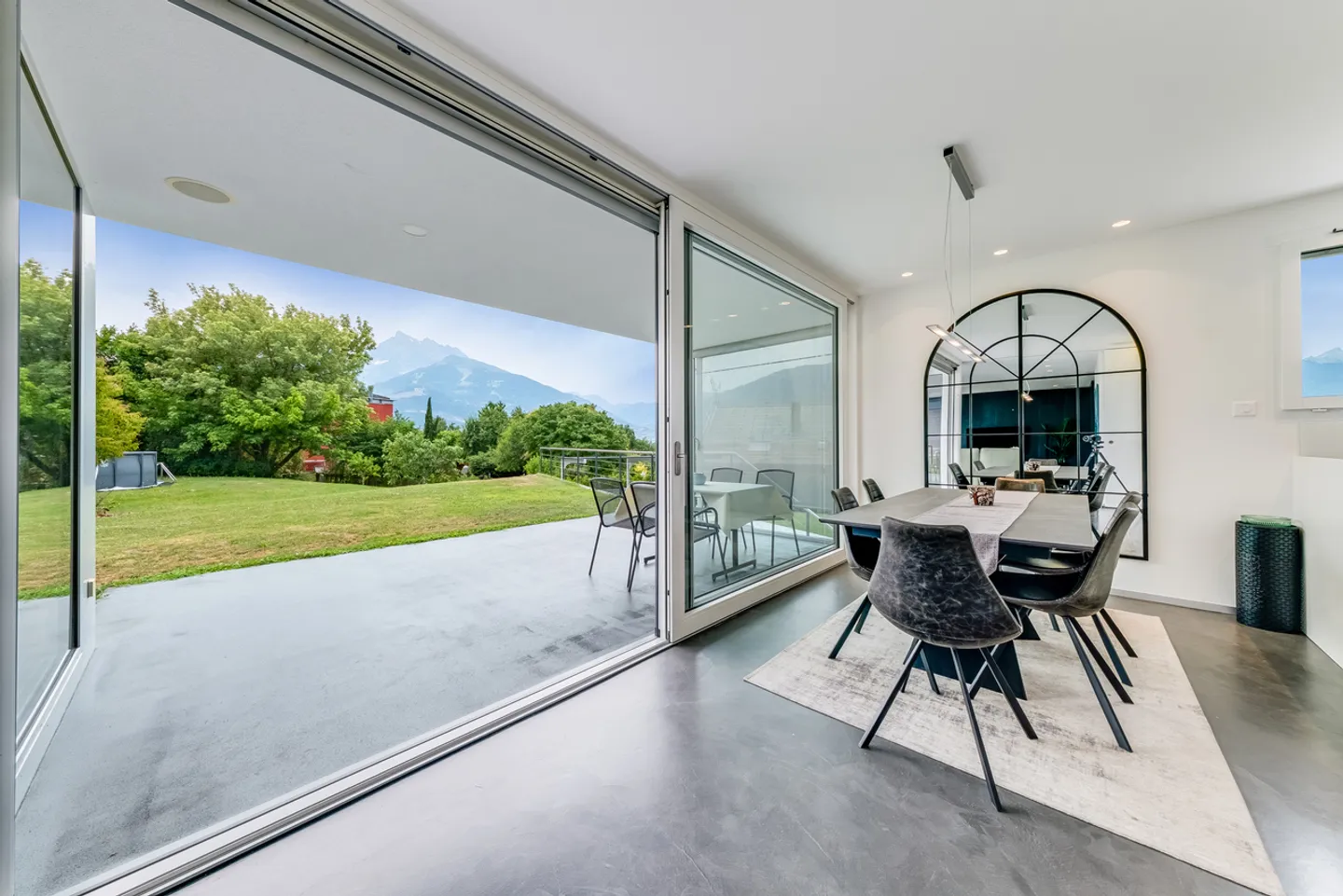 LUXURY VILLA - SWIMMING POOL - PANORAMIC VIEW - EXCLUSIVE - Photo 4 of 11