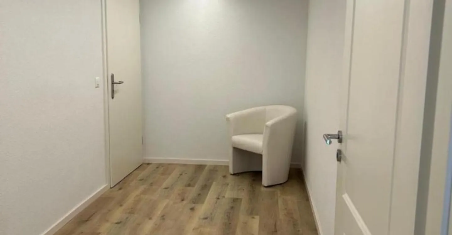 GERÄUMIGE 3-ZIMMER-WOHNUNG - Foto 9 von 13