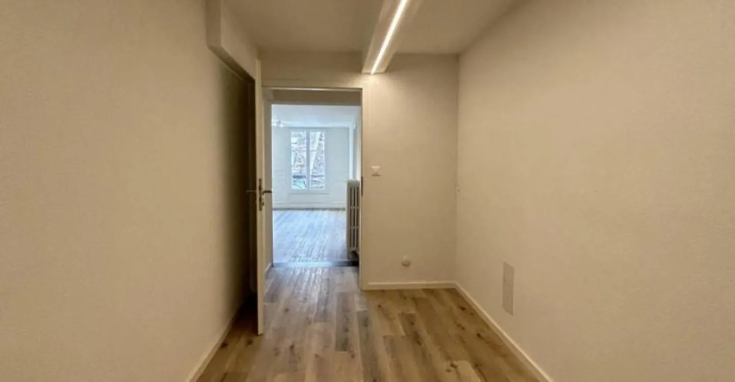 GERÄUMIGE 3-ZIMMER-WOHNUNG - Foto 10 von 13