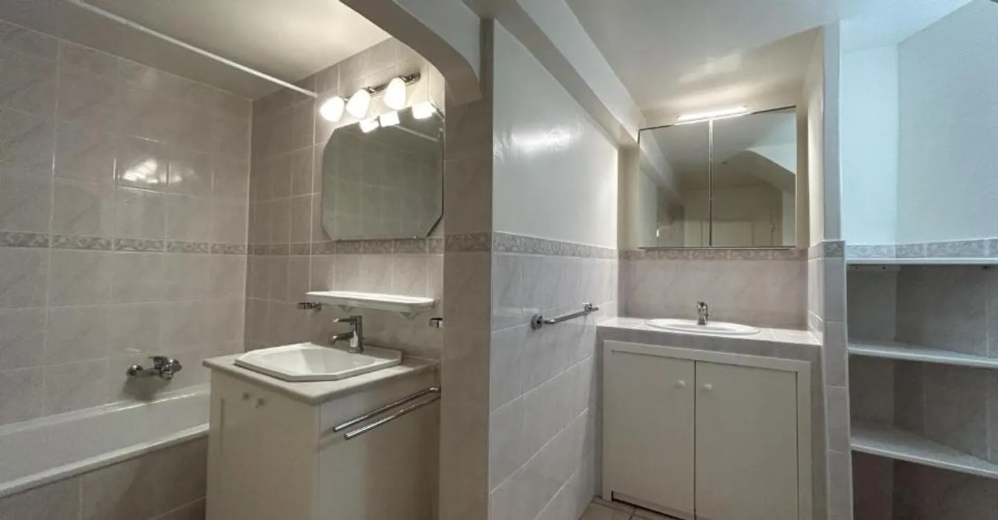 GERÄUMIGE 3-ZIMMER-WOHNUNG - Foto 11 von 13