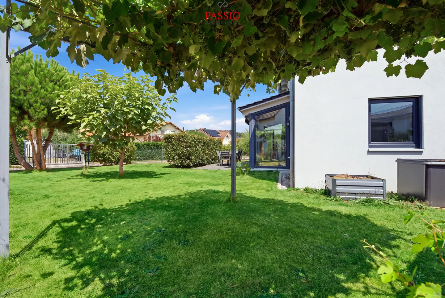 Maison familiale moderne de 5,5 pièces avec jardin de rêve - Photo 17 sur 41