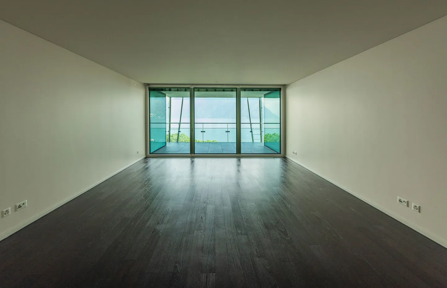 Luxuswohnung mit atemberaubendem Seeblick - Foto 2 von 7