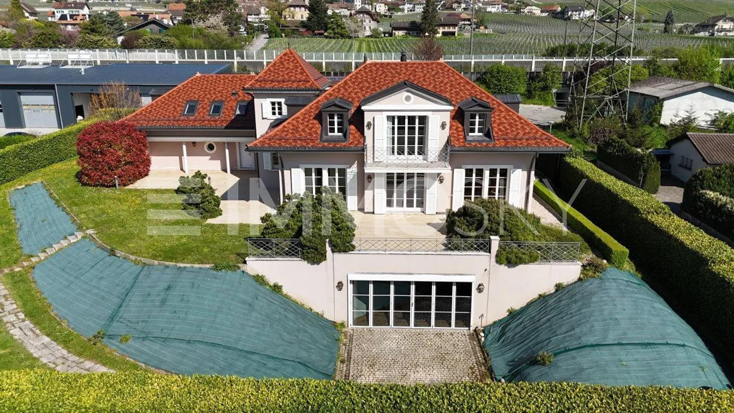 Entre authenticité et élégance, une maison unique - Photo 1 sur 5