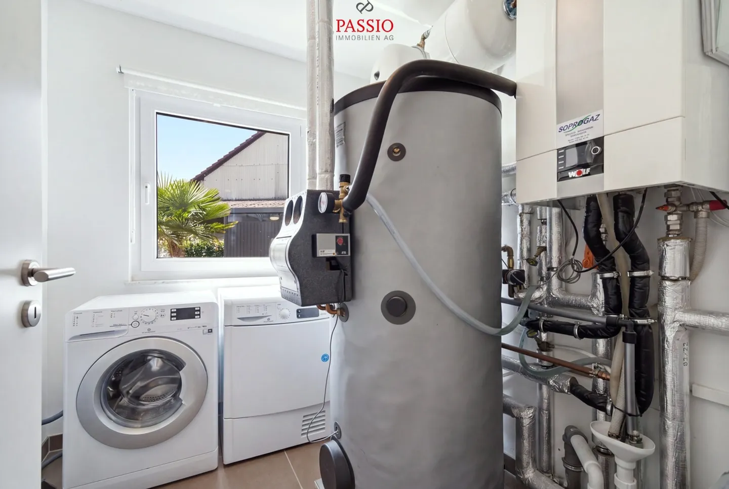 Maison familiale moderne de 5,5 pièces avec jardin de rêve - Photo 36 sur 41