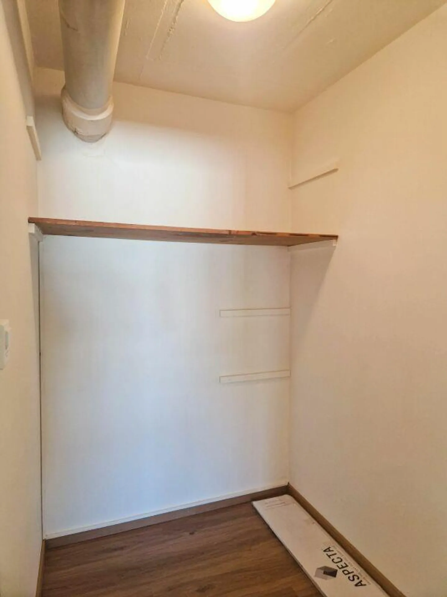 Appartement 4.5 pièces abordable dans un emplacement calme avec vue dégagée - Photo 7 sur 11