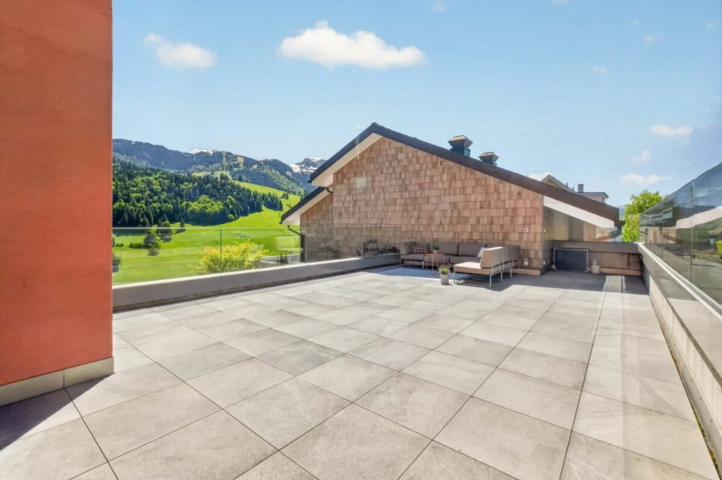 Vivre avec vue - Appartement de 3,5 pièces de haute qualité avec balcon et... - Photo 16 sur 27