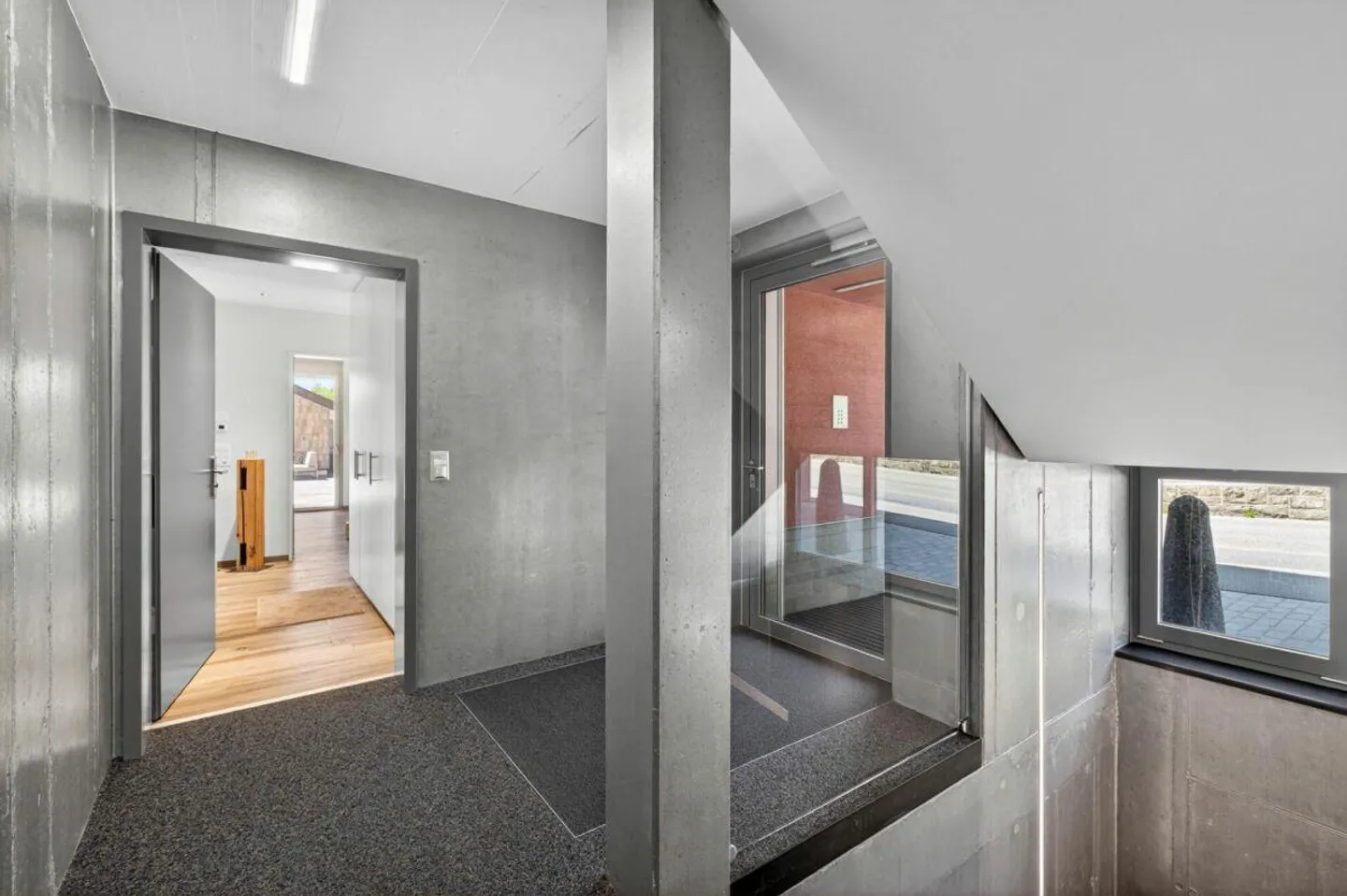 Vivre avec vue - Appartement de 3,5 pièces de haute qualité avec balcon et... - Photo 18 sur 27
