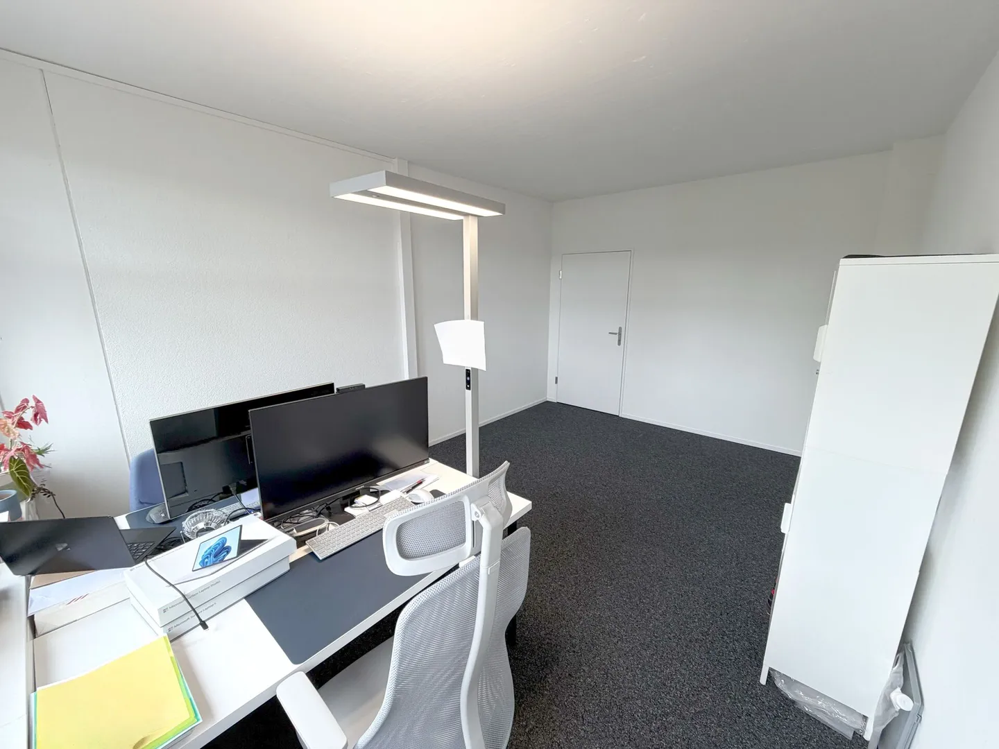 WORKSPACE SONNENBERG - Photo 7 of 12