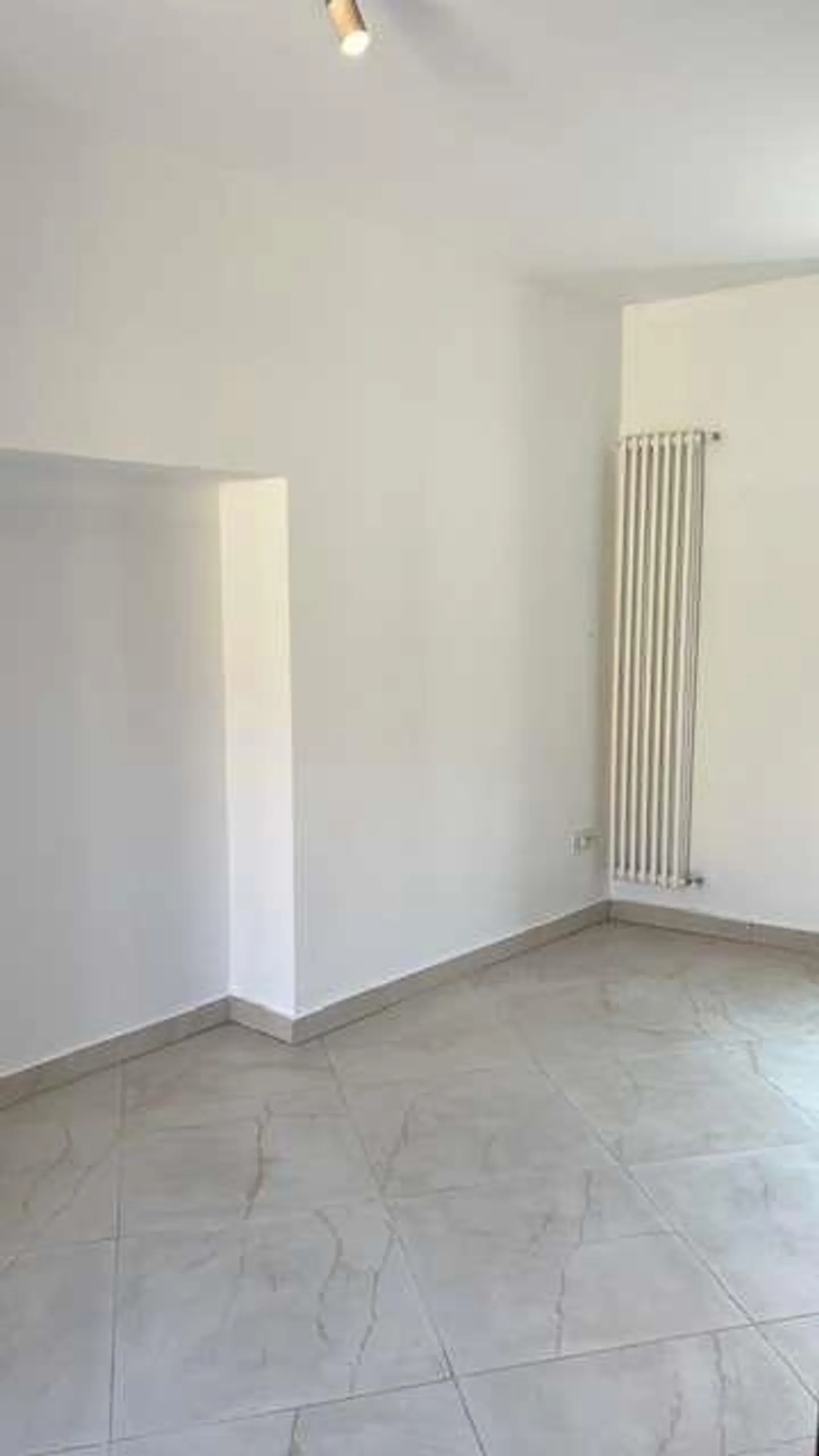 Casa unifamiliare esclusiva, completamente ristrutturata - Foto 11 di 13