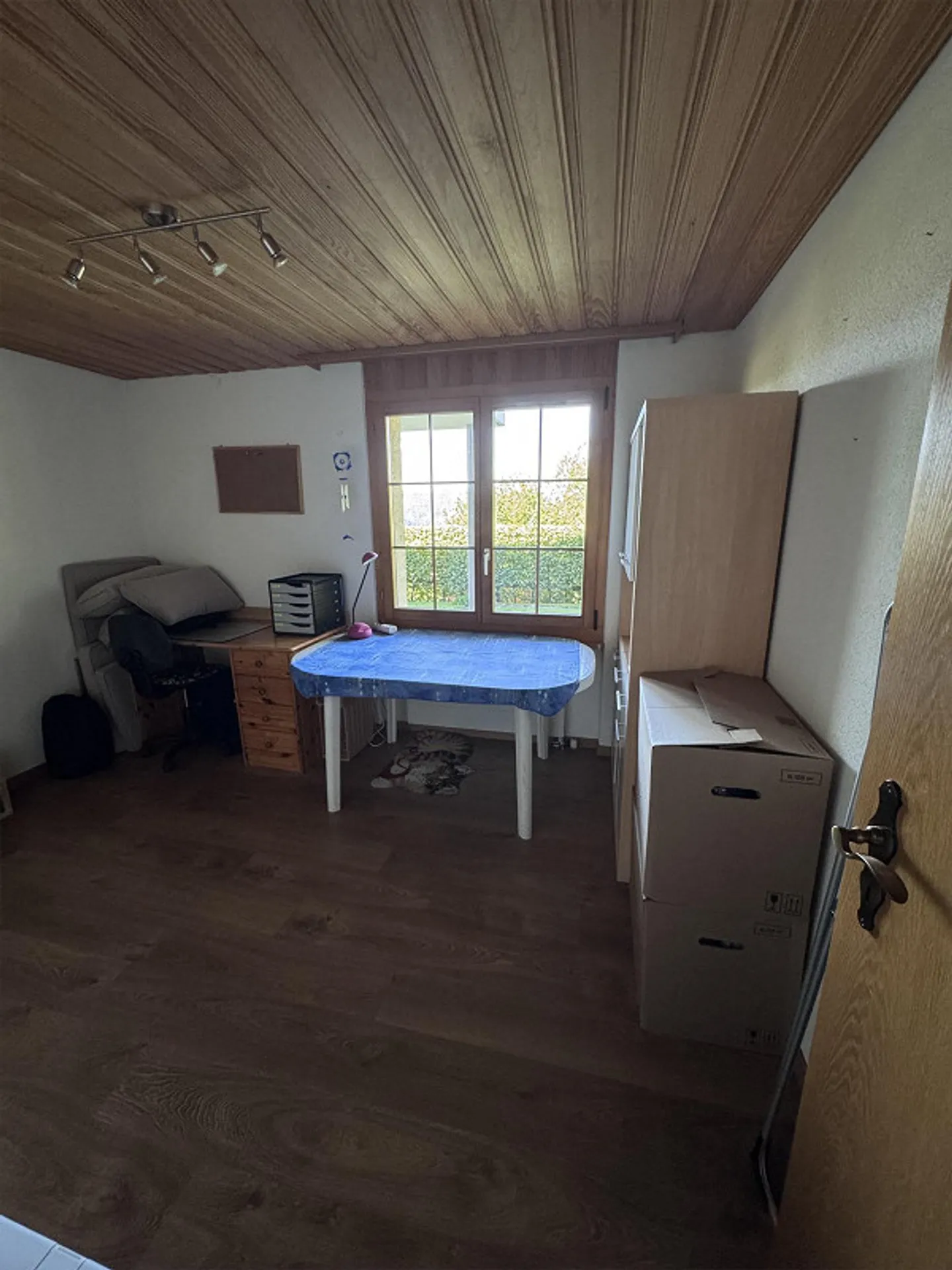 Bellissimo appartamento di 3 stanze al piano terra con area salotto in giardino in una posizione tranquilla - Foto 7 di 14