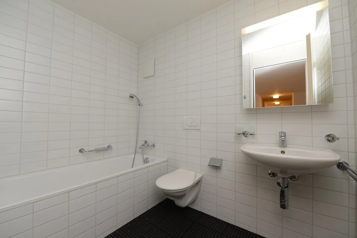 Appartamento in affitto - Foto 7 di 10