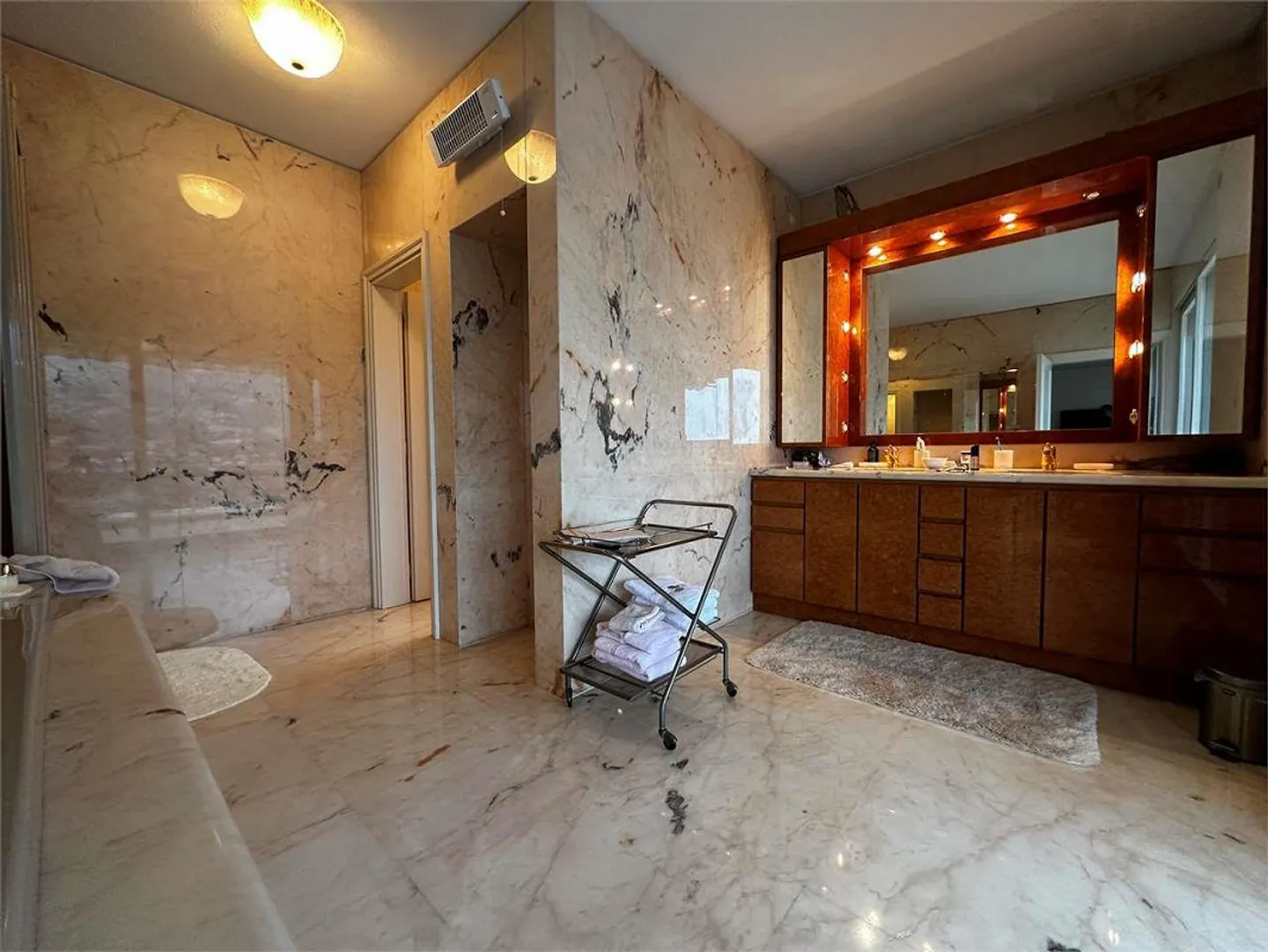 Rif.2645 Elegante Residenza di 400 mq con Vista Lago a Lugano - Foto 7 di 13