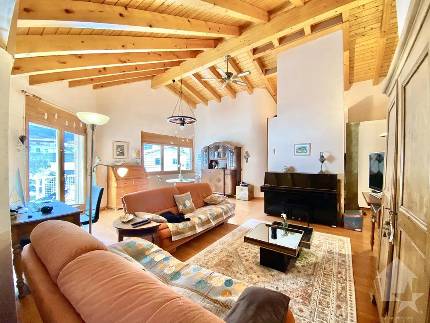 Spacious penthouse in a quiet area, parking, 105 m2 terrace and view! - Photo 7 of 24
