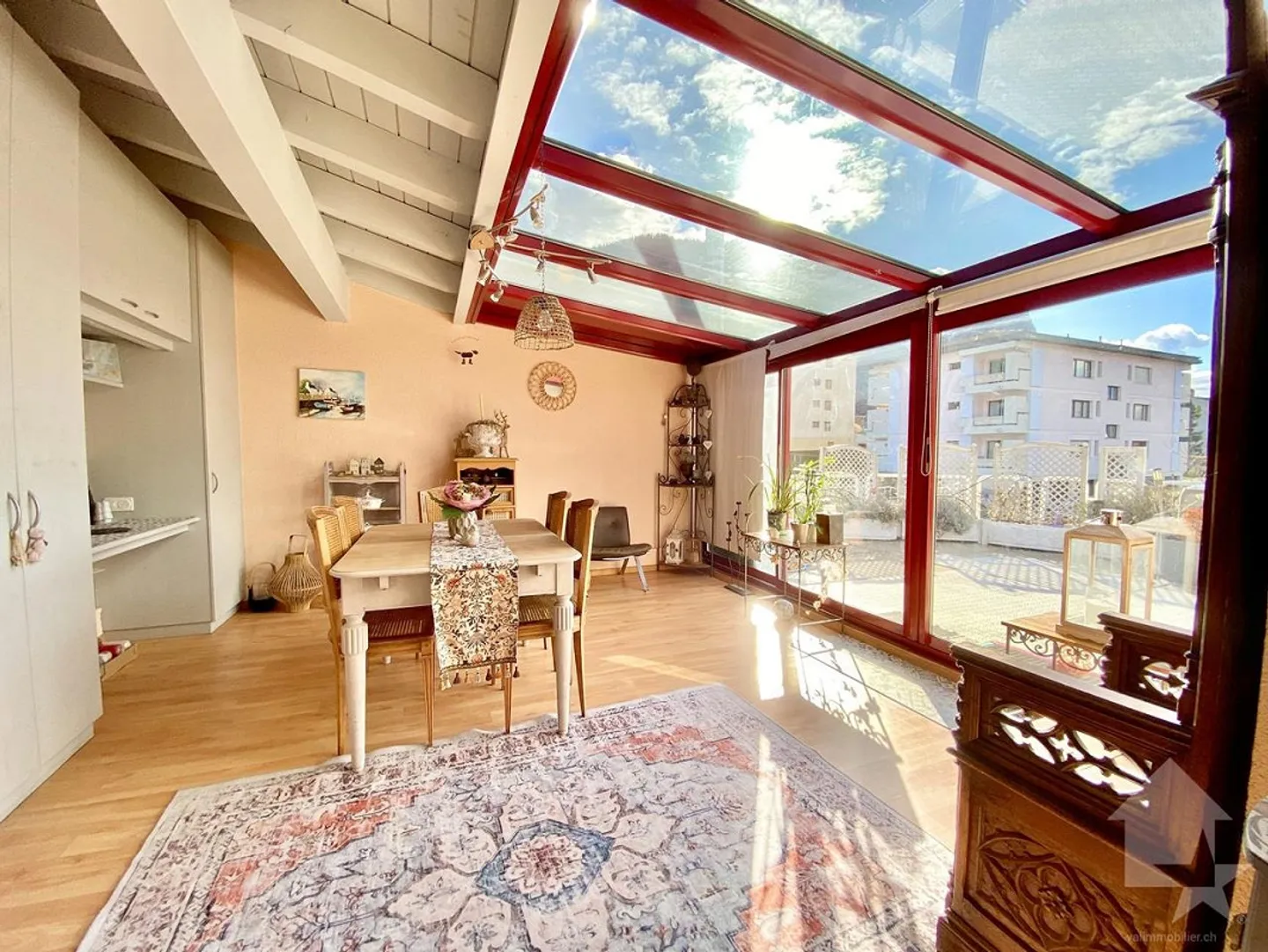 Spacious penthouse in a quiet area, parking, 105 m2 terrace and view! - Photo 4 of 24