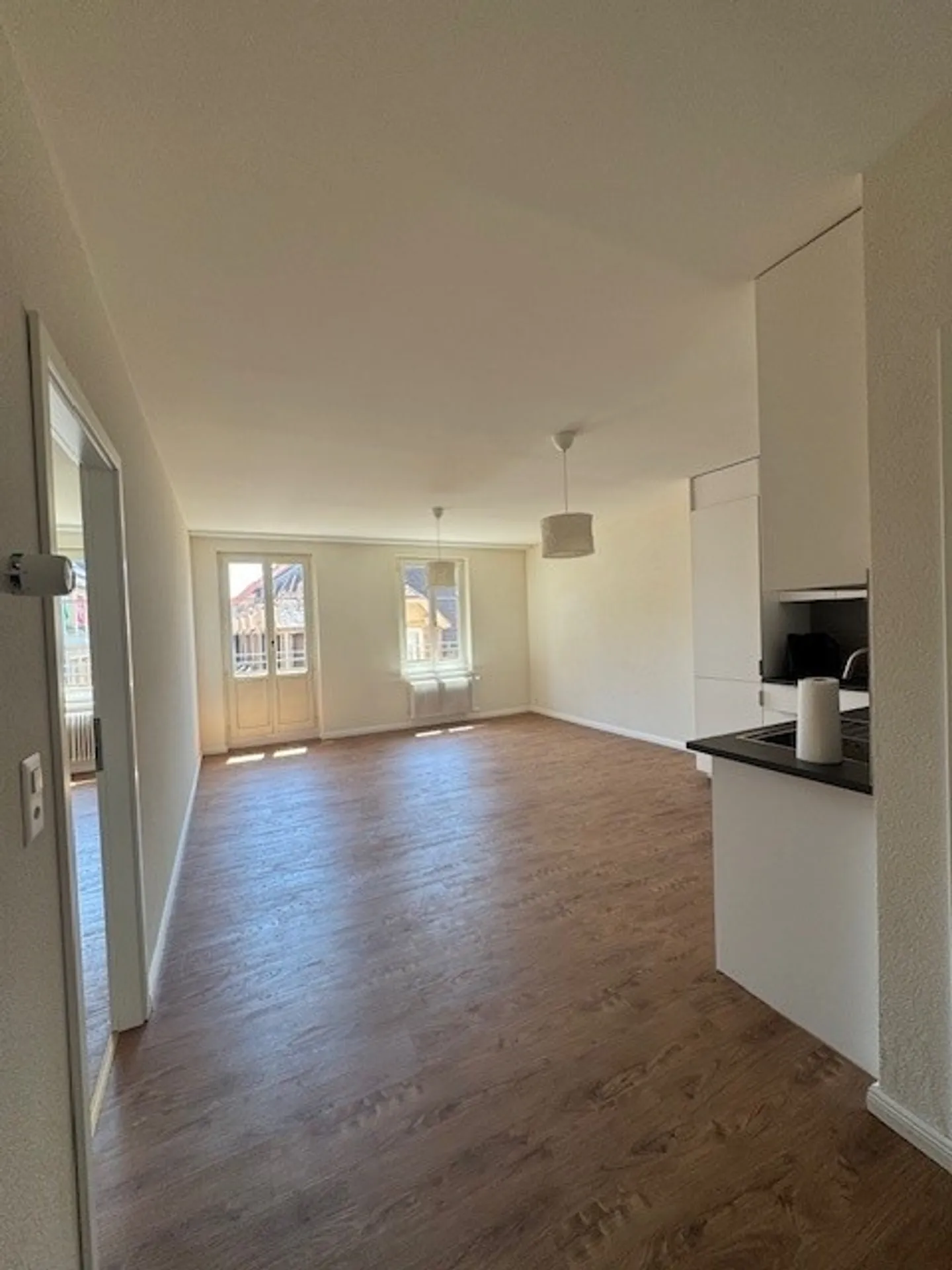 2.5 Room Apartment - Photo 3 of 7