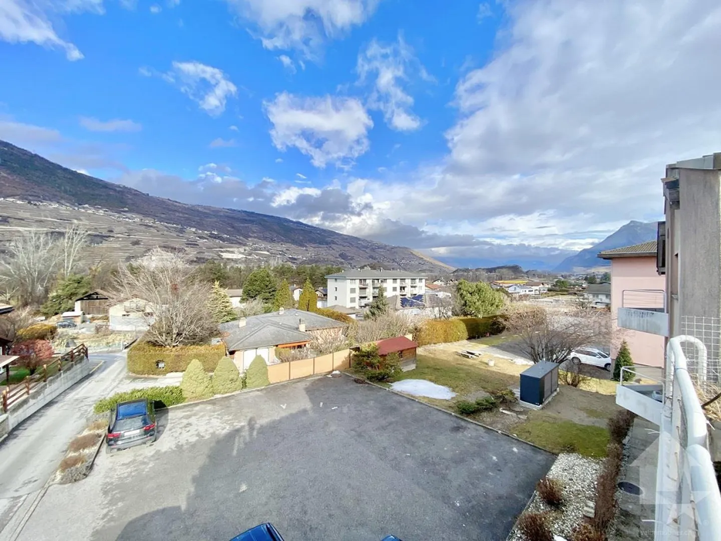 Spacious penthouse in a quiet area, parking, 105 m2 terrace and view! - Photo 21 of 24