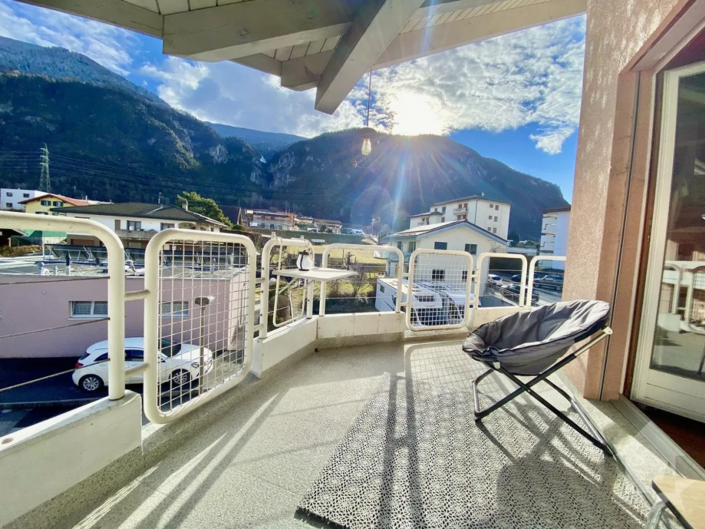 Spacious penthouse in a quiet area, parking, 105 m2 terrace and view! - Photo 16 of 24