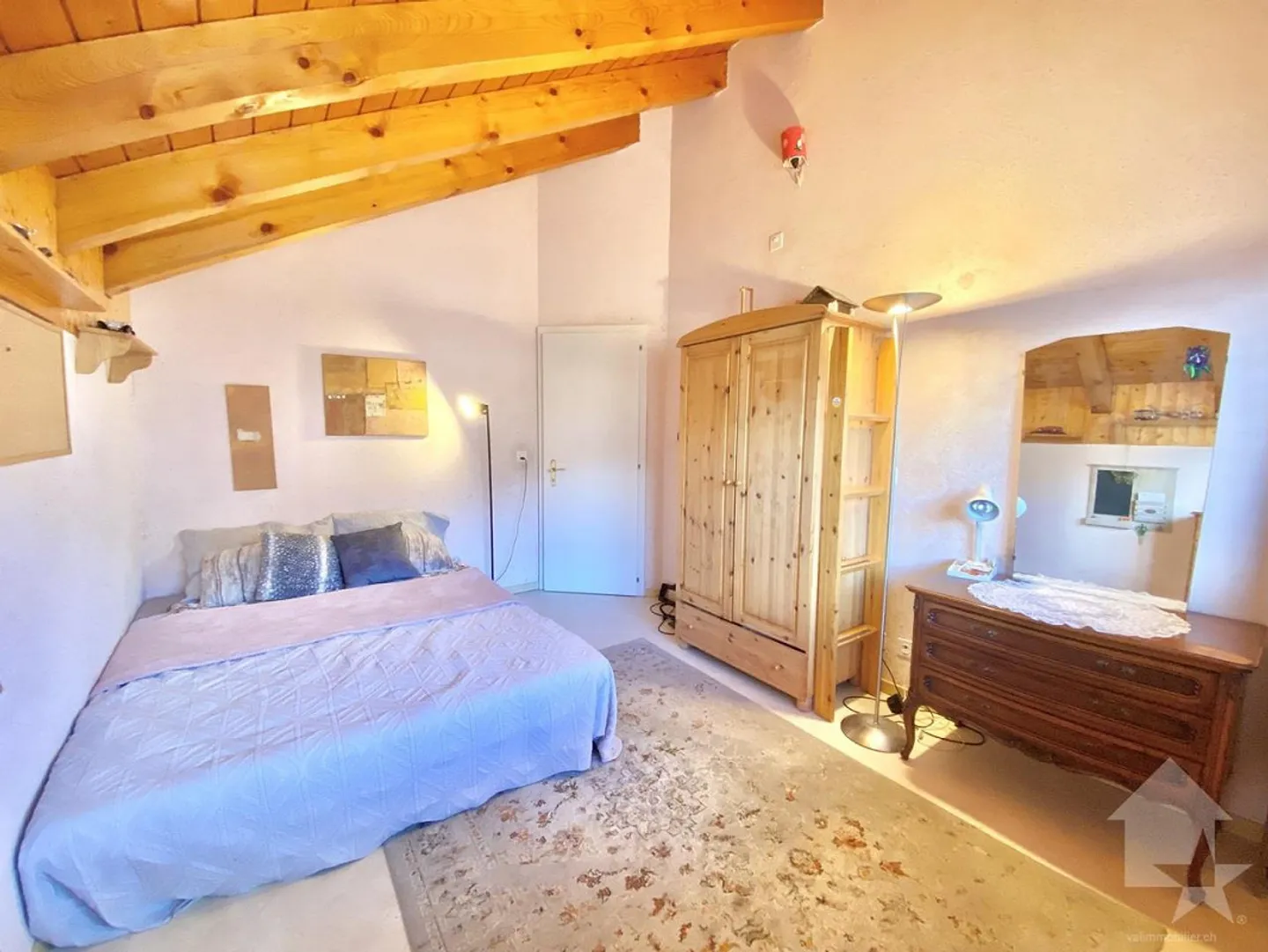 Spacious penthouse in a quiet area, parking, 105 m2 terrace and view! - Photo 17 of 24