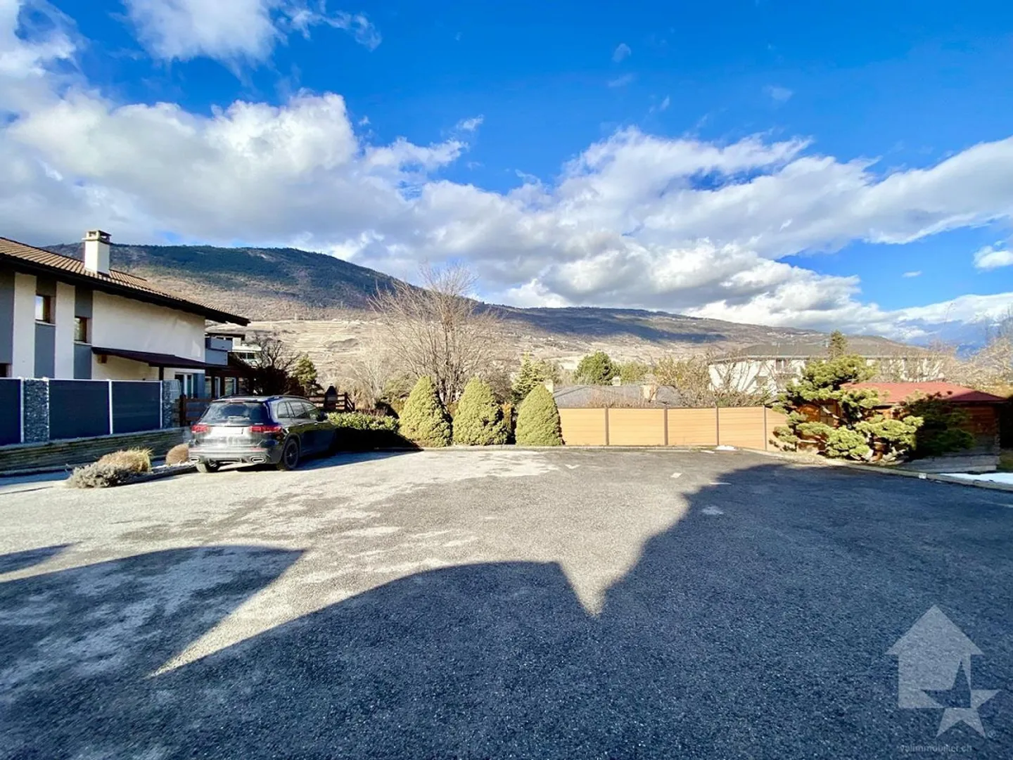 Spacious penthouse in a quiet area, parking, 105 m2 terrace and view! - Photo 22 of 24
