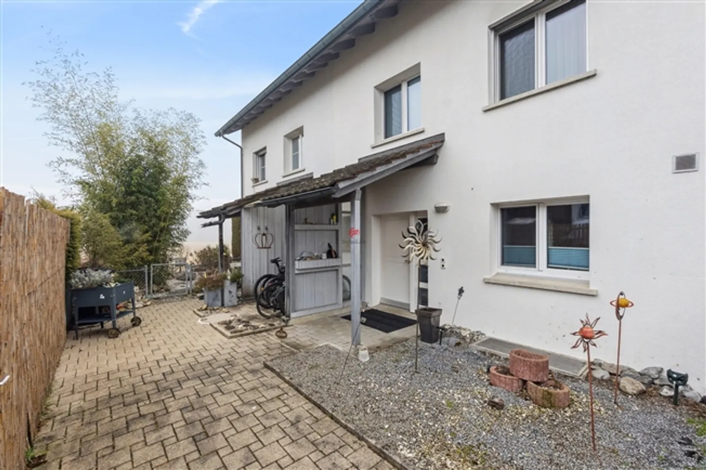 Familienhaus in Ruhiger Lage - Foto 1 von 10