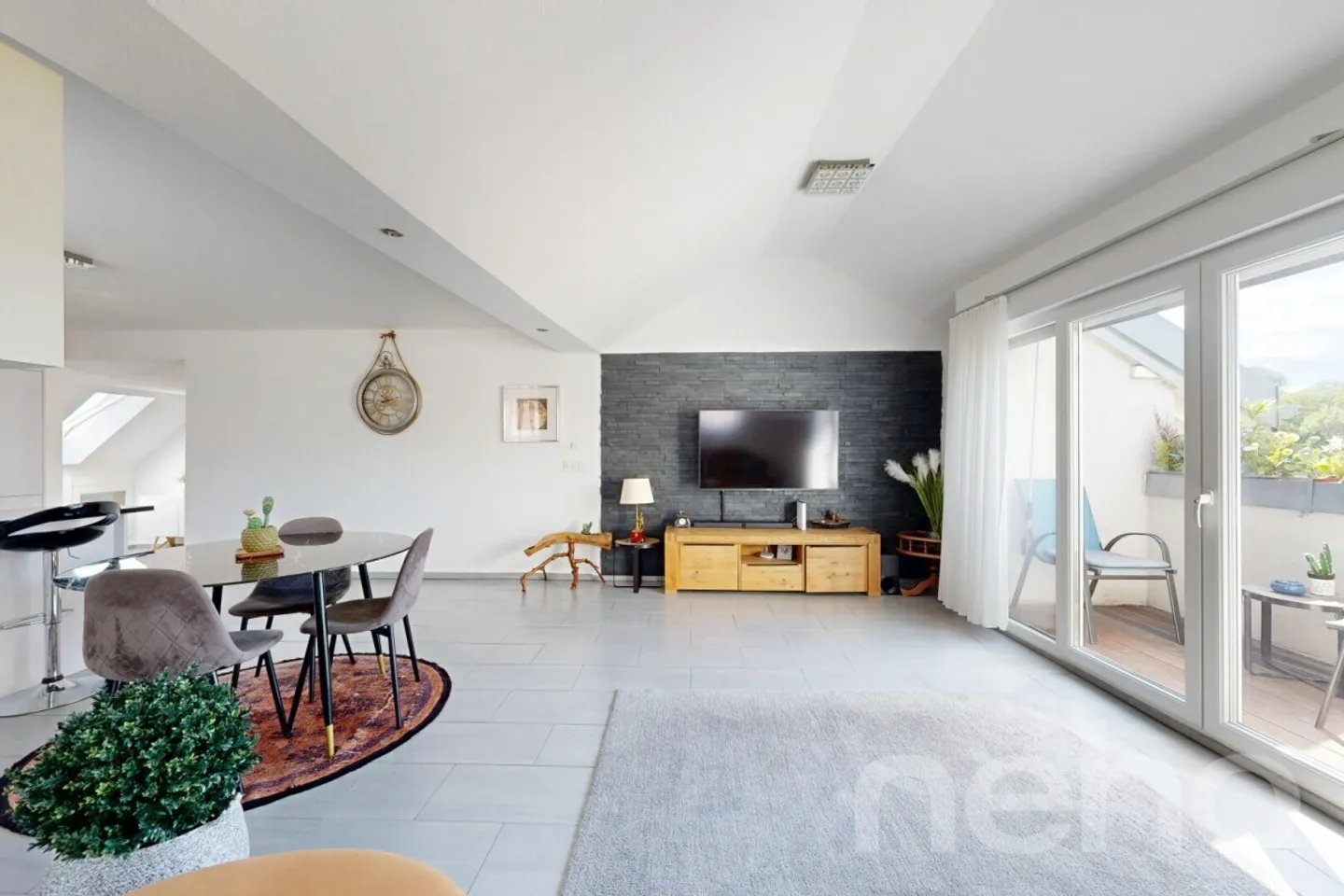 Magnificent 5.5 Room Duplex in Mex - Photo 3 of 12