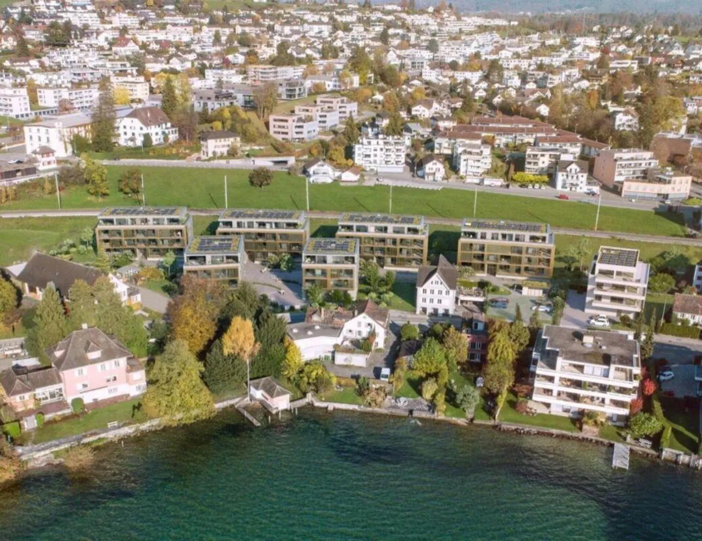 Appartement en attique de 2,5 pièces attrayant avec vue imprenable dans le développement Seewiese vous attend ! - Photo 1 sur 16