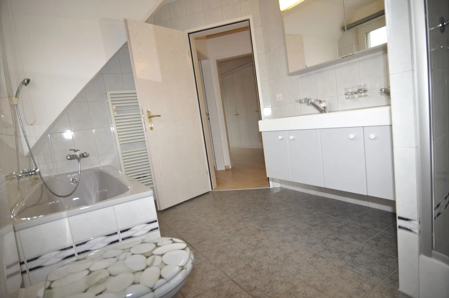 Schmuckes Häuschen sucht sympathisches Paar! - Foto 11 von 12