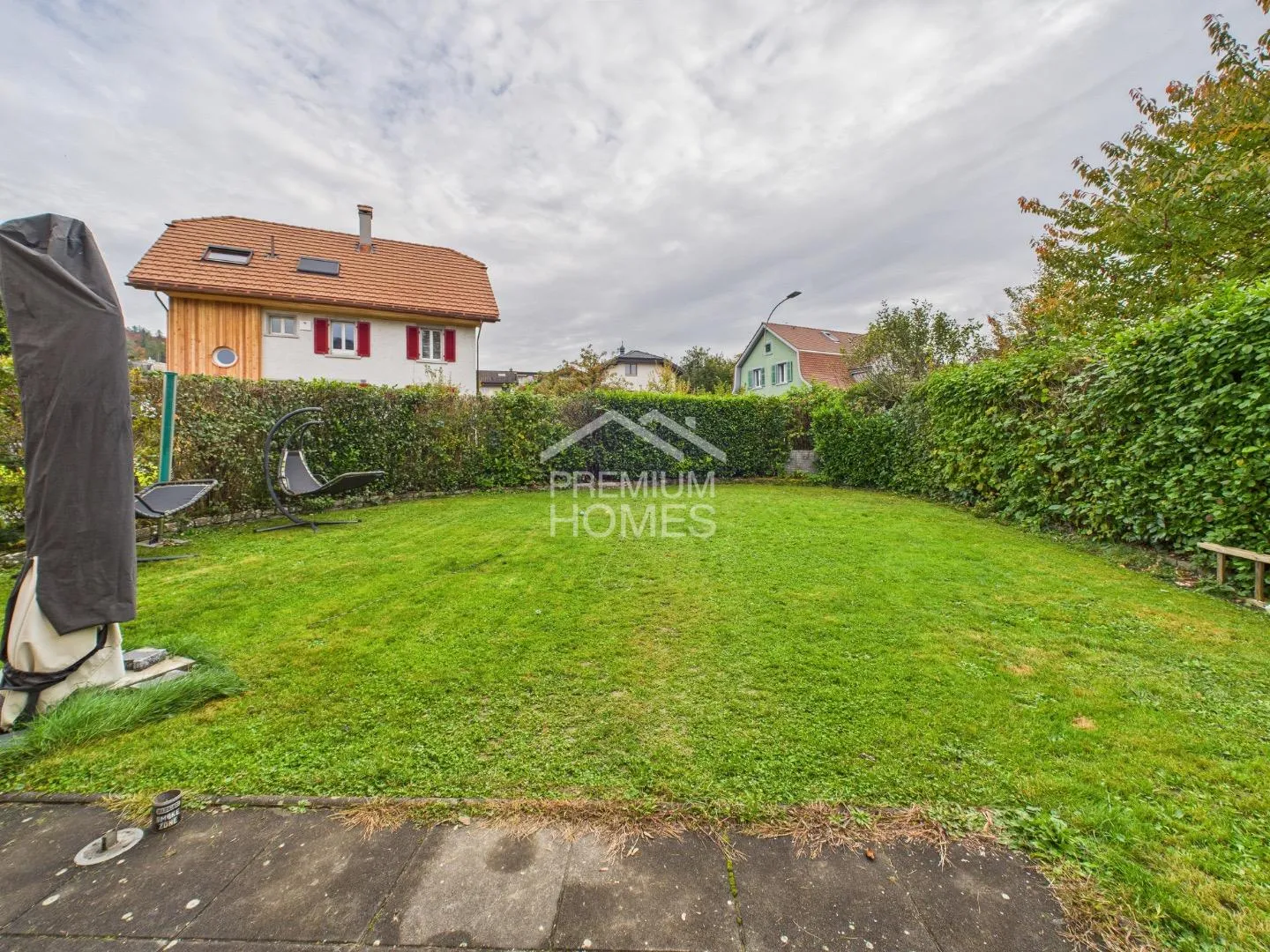 Residential building for sale - Photo 8 of 9