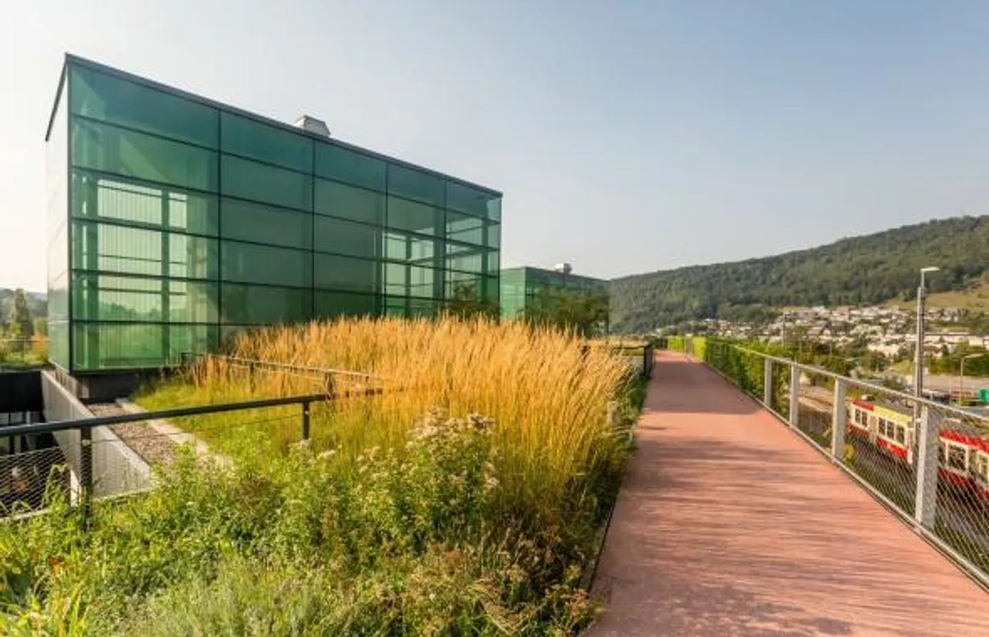 Attractive office spaces in the FUTURO properties in Liestal - Photo 5 of 12