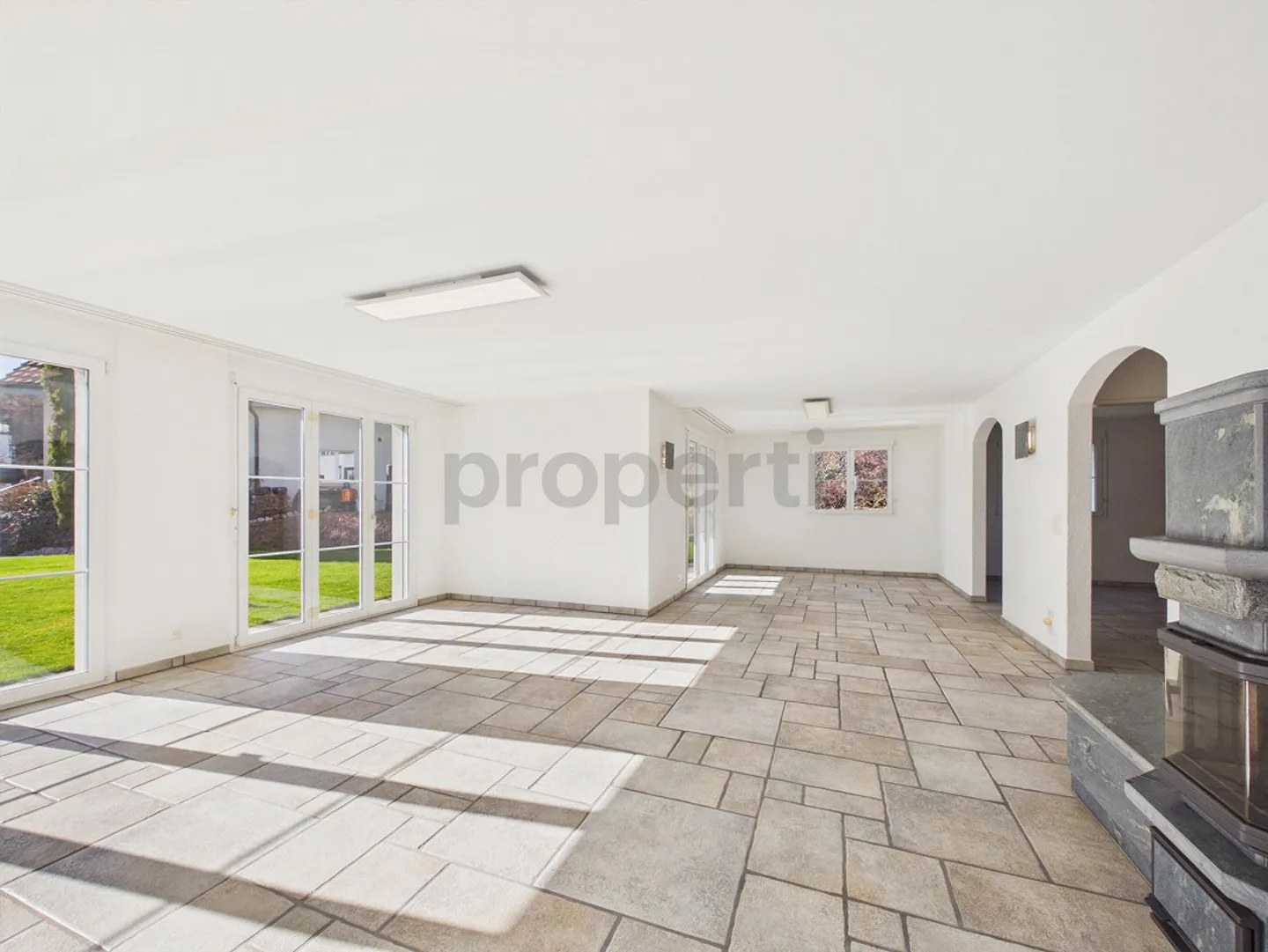 Moderne Familiehaus mit Garten - Foto 4 von 14