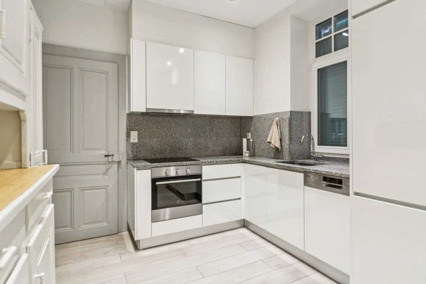 Elegante Meisterhaus mit Park - Foto 12 von 22