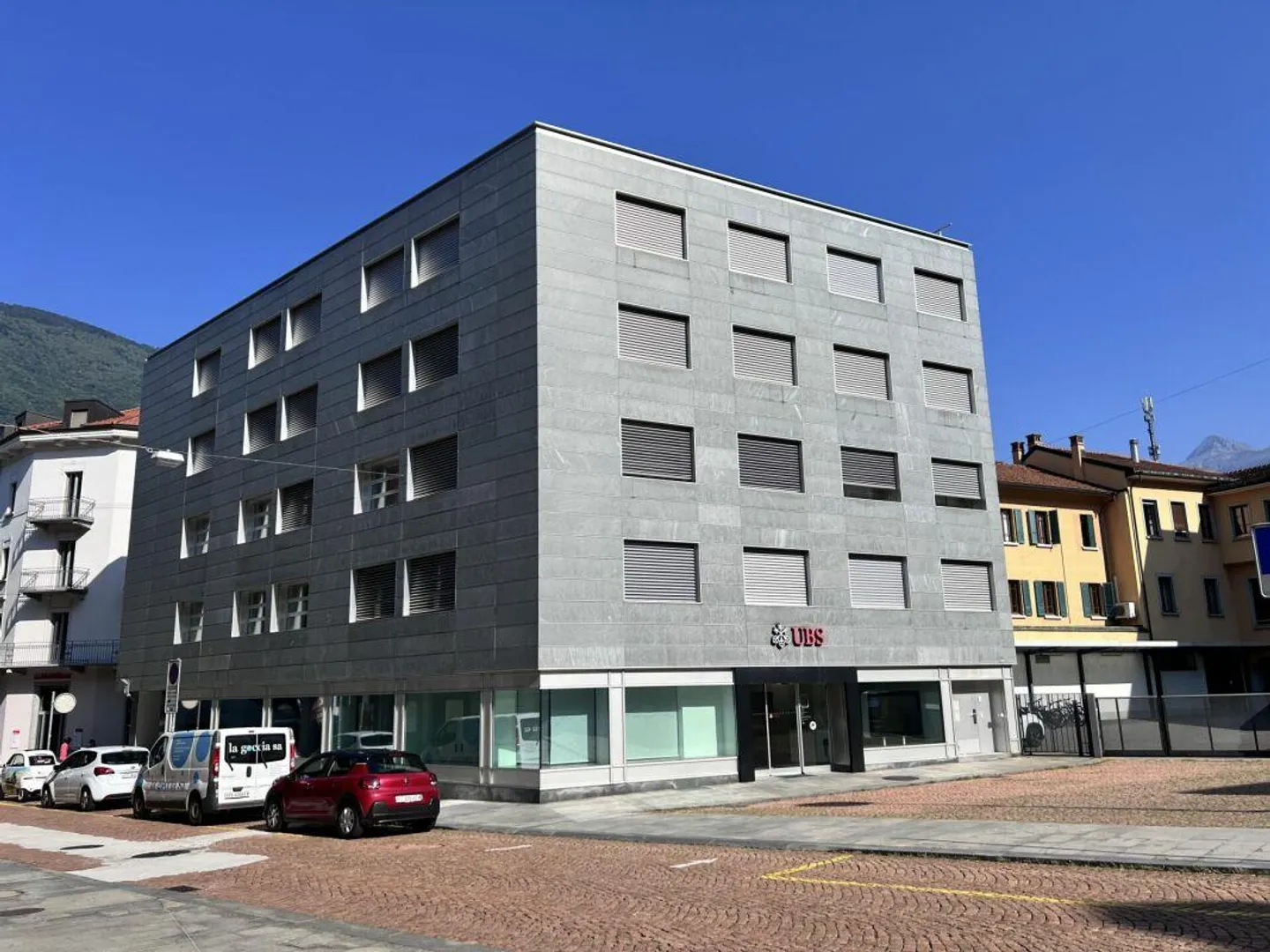 Ufficio Open Space nel cuore di Bellinzona - Foto 1 di 3