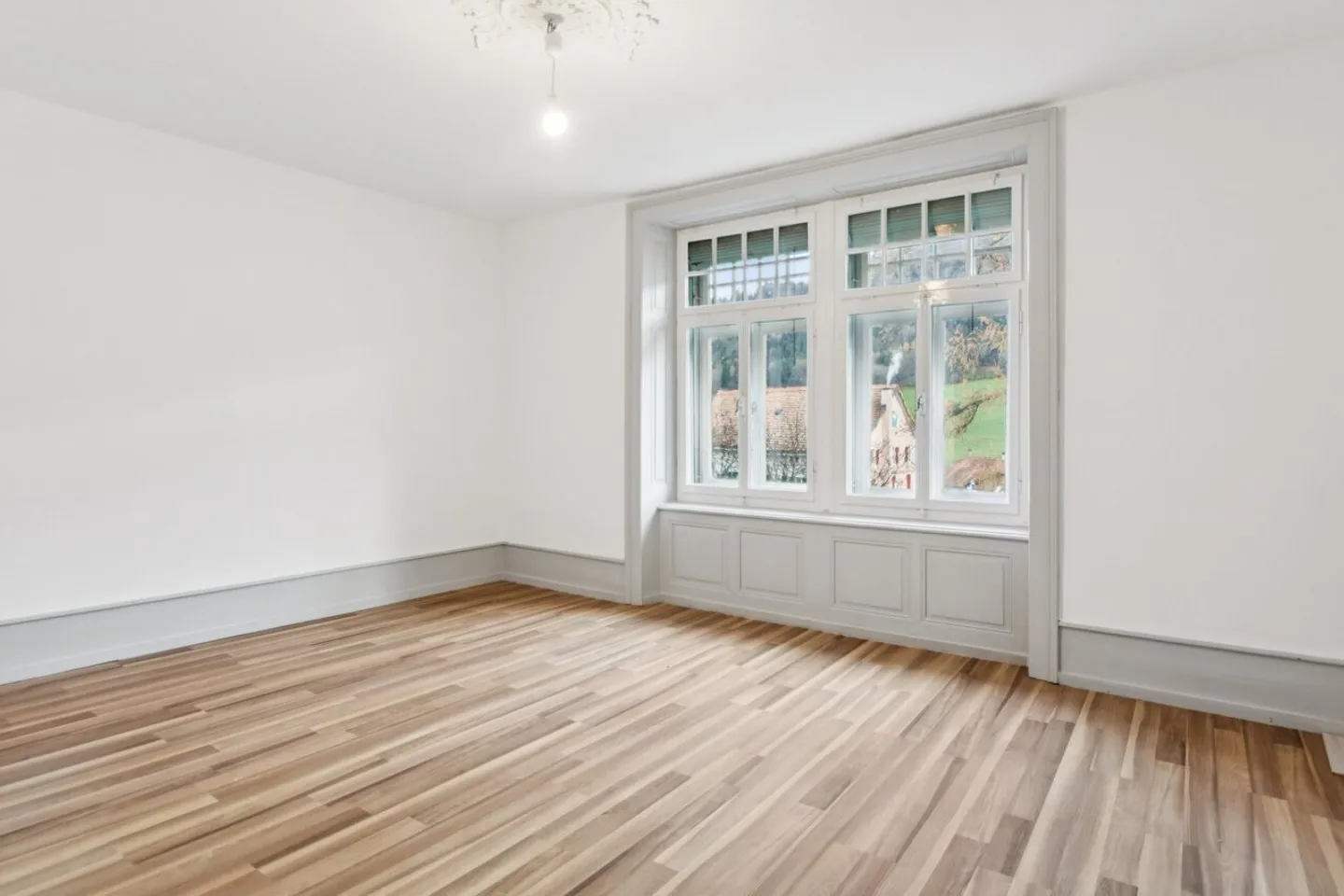 Elegante Meisterhaus mit Park - Foto 16 von 22