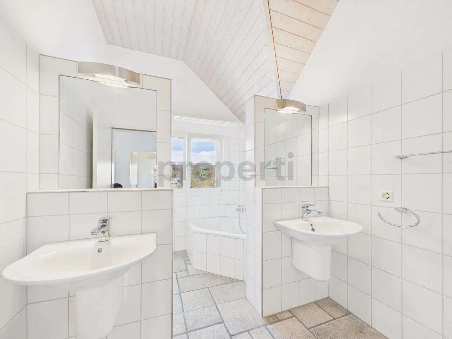 Moderne Familiehaus mit Garten - Foto 10 von 14