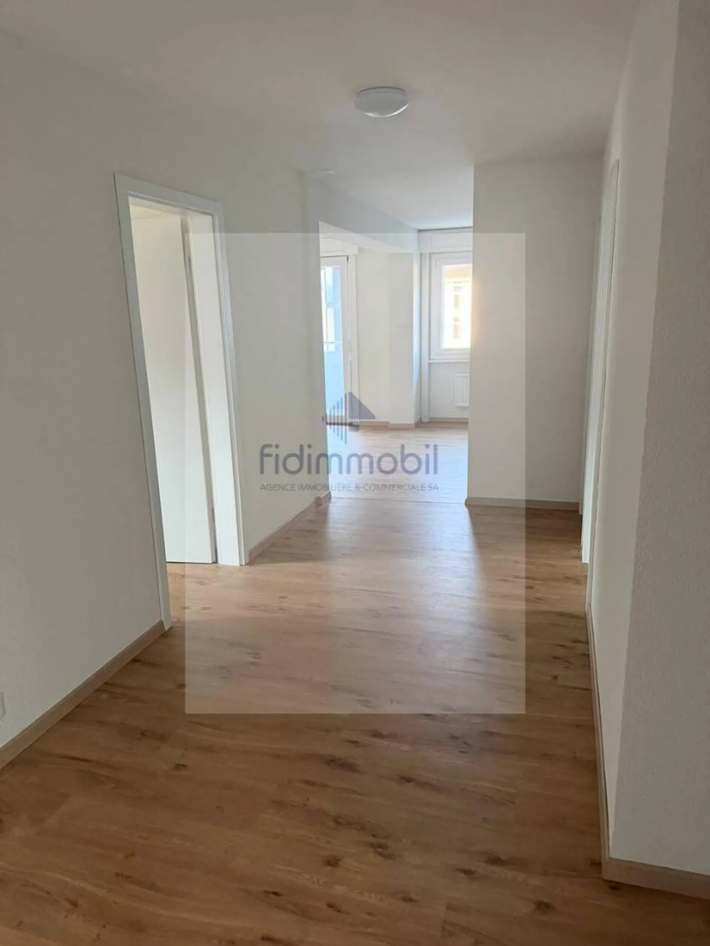 Appartamento 4 locali - Foto 6 di 8
