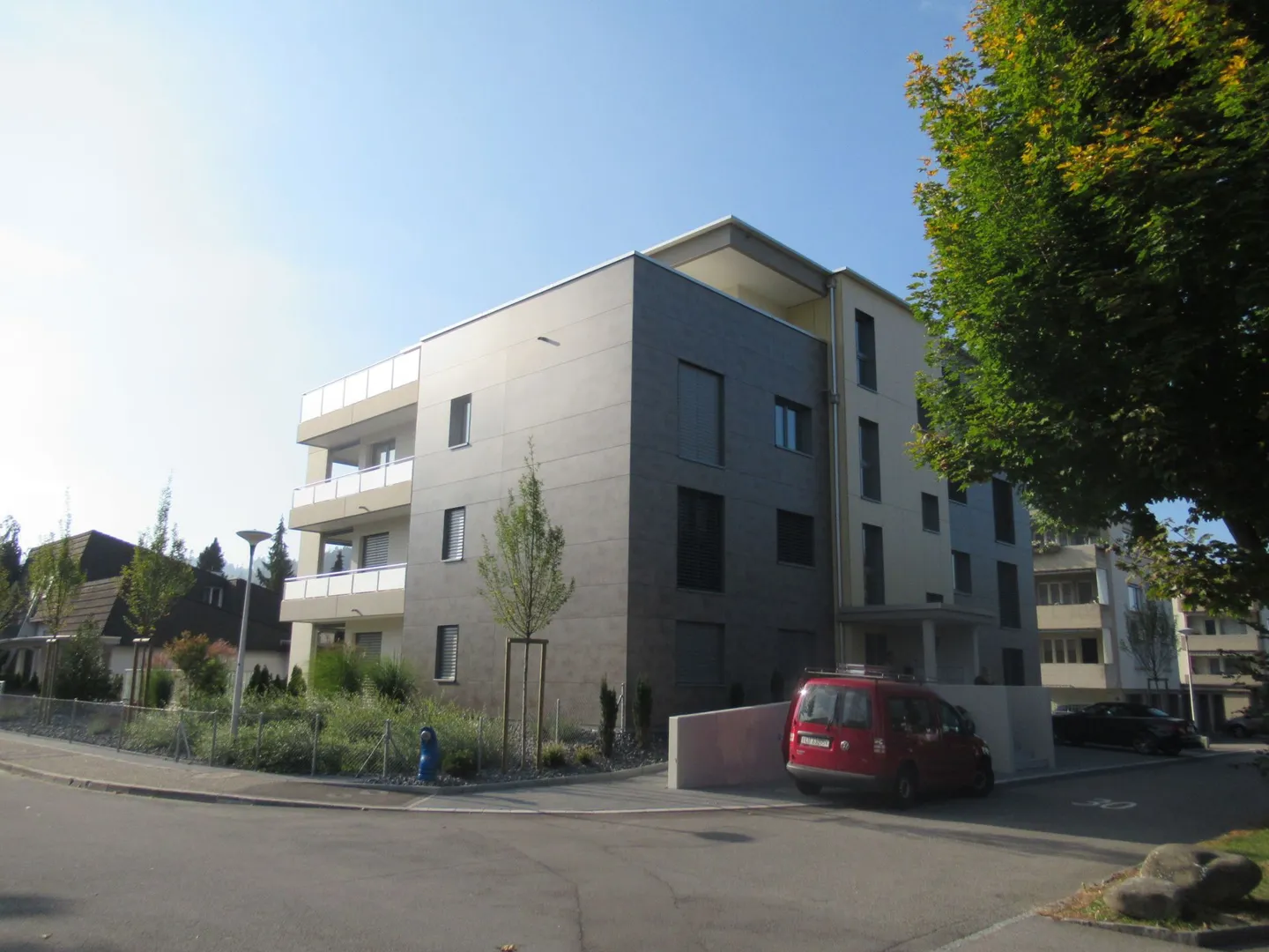 Your Dream Home: Nearly New 3.5-Room Apartment - Photo 2 of 8