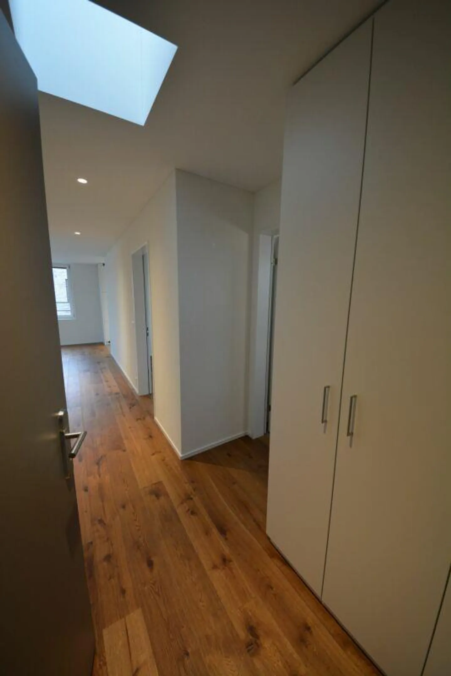 Appartement en attique de 2,5 pièces attrayant avec vue imprenable dans le développement Seewiese vous attend ! - Photo 12 sur 16