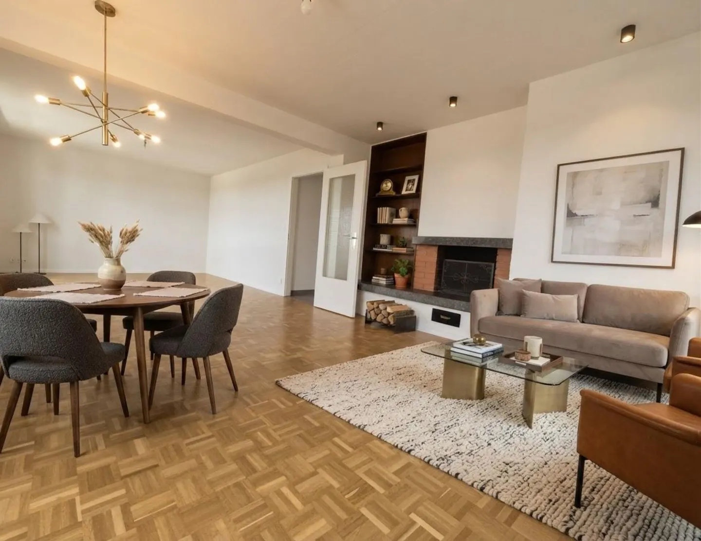 Appartement Rénové Spacieux - Photo 1 sur 7