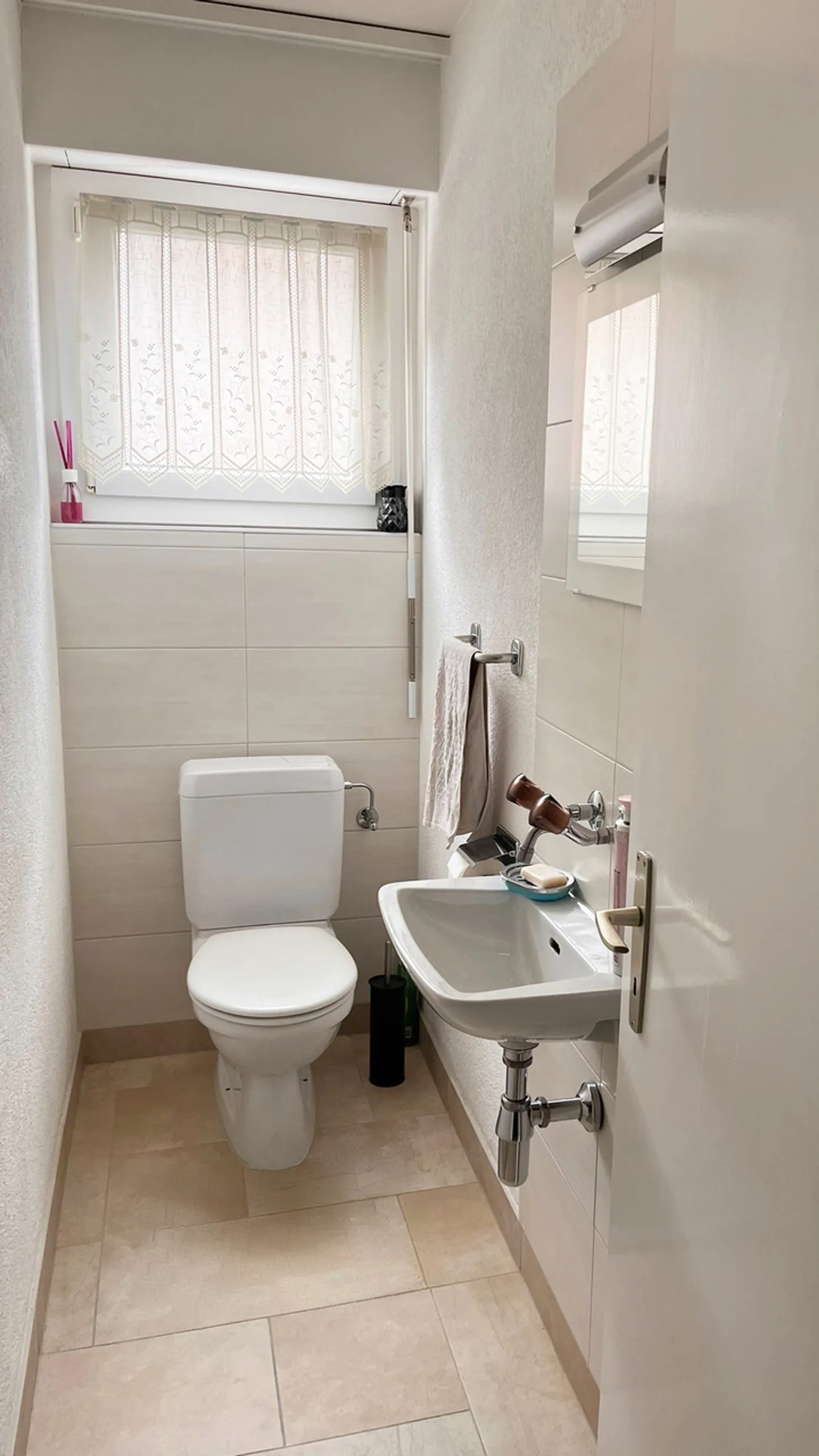 ZU VERMIETEN WUNDERSCHÖNE 3,5 ZIMMER WOHNUNG IN MONTHEY - Foto 8 von 10