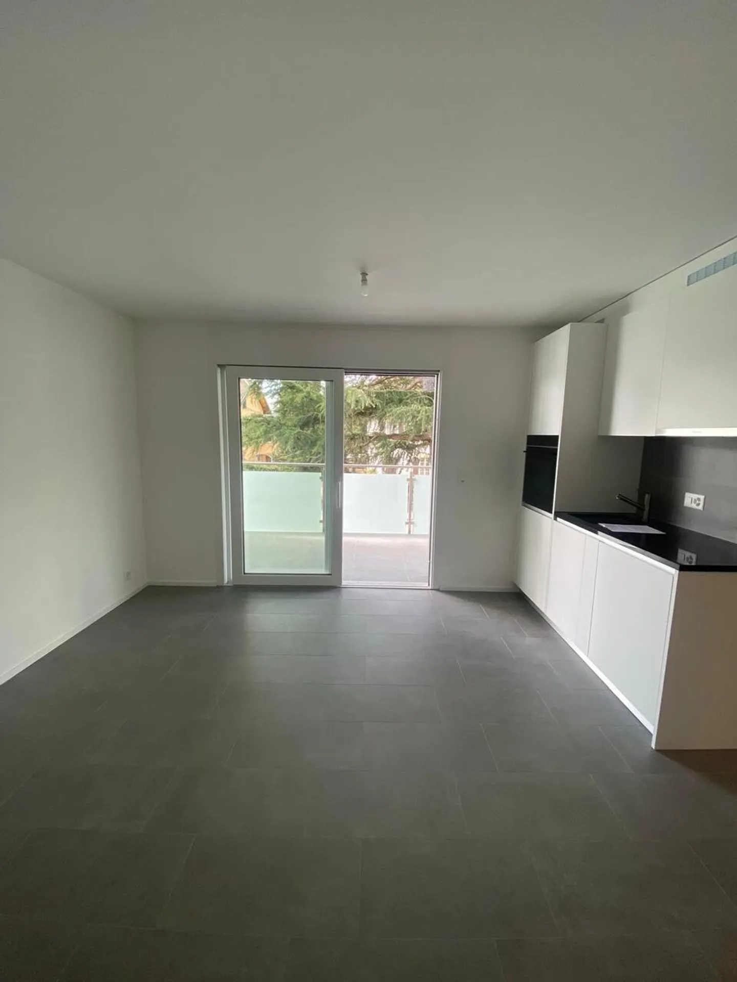 Studio Neu 1. Etage avec grand balcon près de l'UNIL / EPFL - Photo 5 sur 11