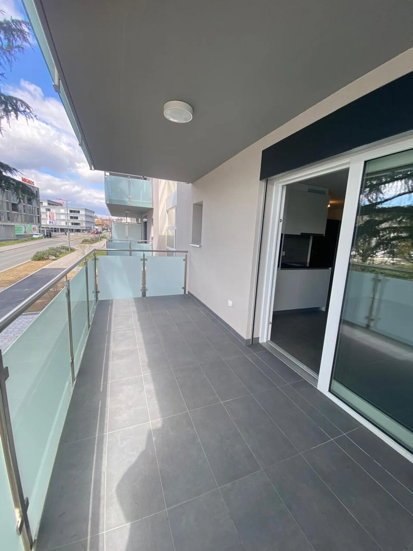 Studio Neu 1. Etage avec grand balcon près de l'UNIL / EPFL - Photo 11 sur 11