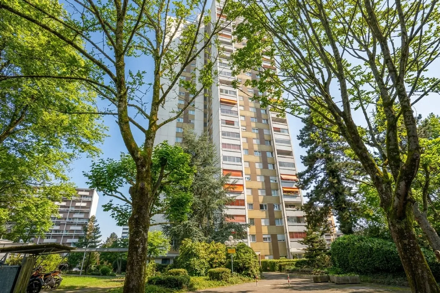 Appartamento centrale di 3,5 stanze con vista - Foto 14 di 15