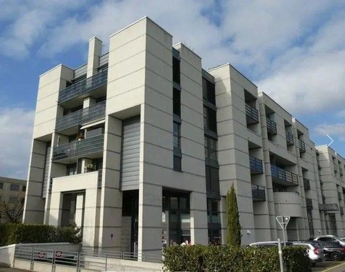 Appartamento di 3,5 camere con loggia - Foto 3 di 13