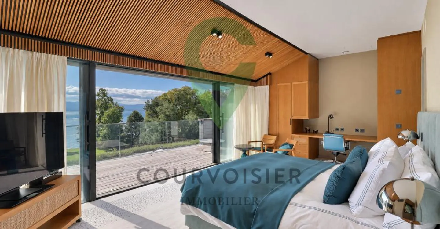 Prestigious property with privileged access to Lake Geneva - Photo 10 of 11