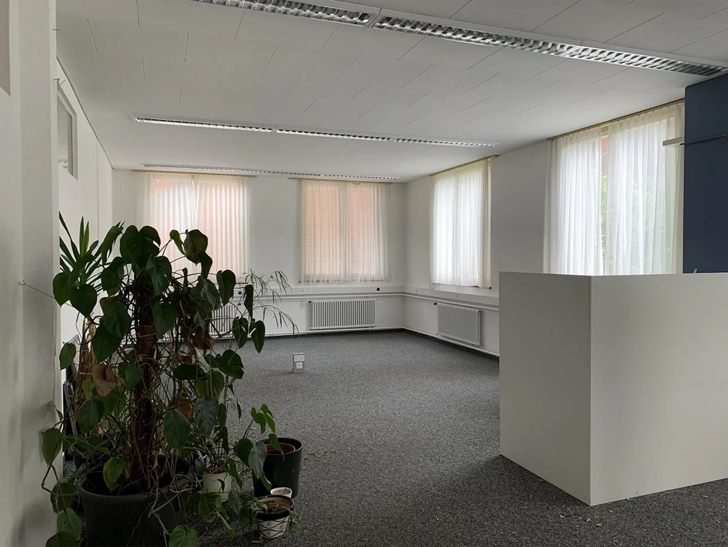 Bureaux et Espaces de Stockage à partir de 10m2 - Photo 4 sur 13