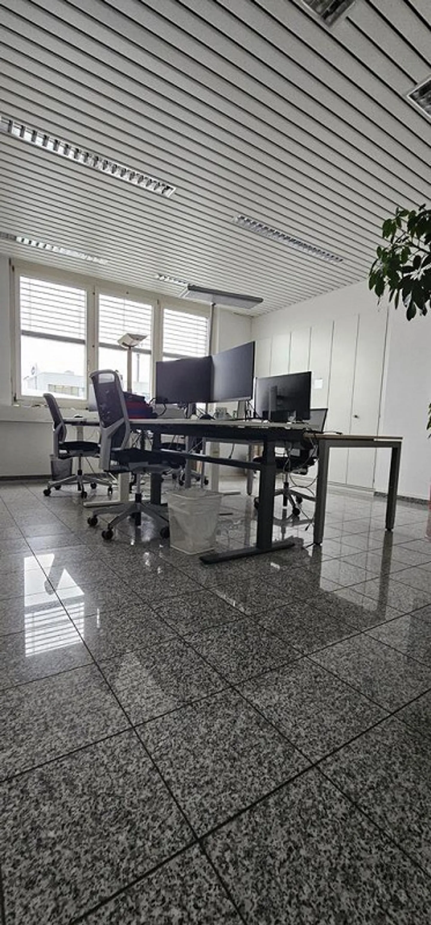 WIR HABEN FÜR SIE IHREN NEUEN STANDORT - Foto 4 von 7