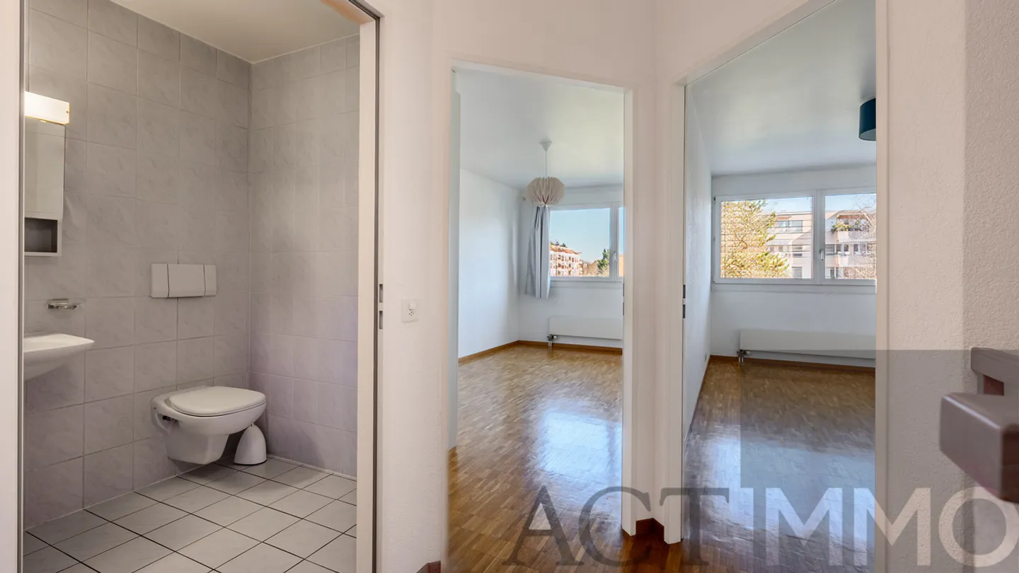 Duplex luminoso con giardino privato - Foto 4 di 7