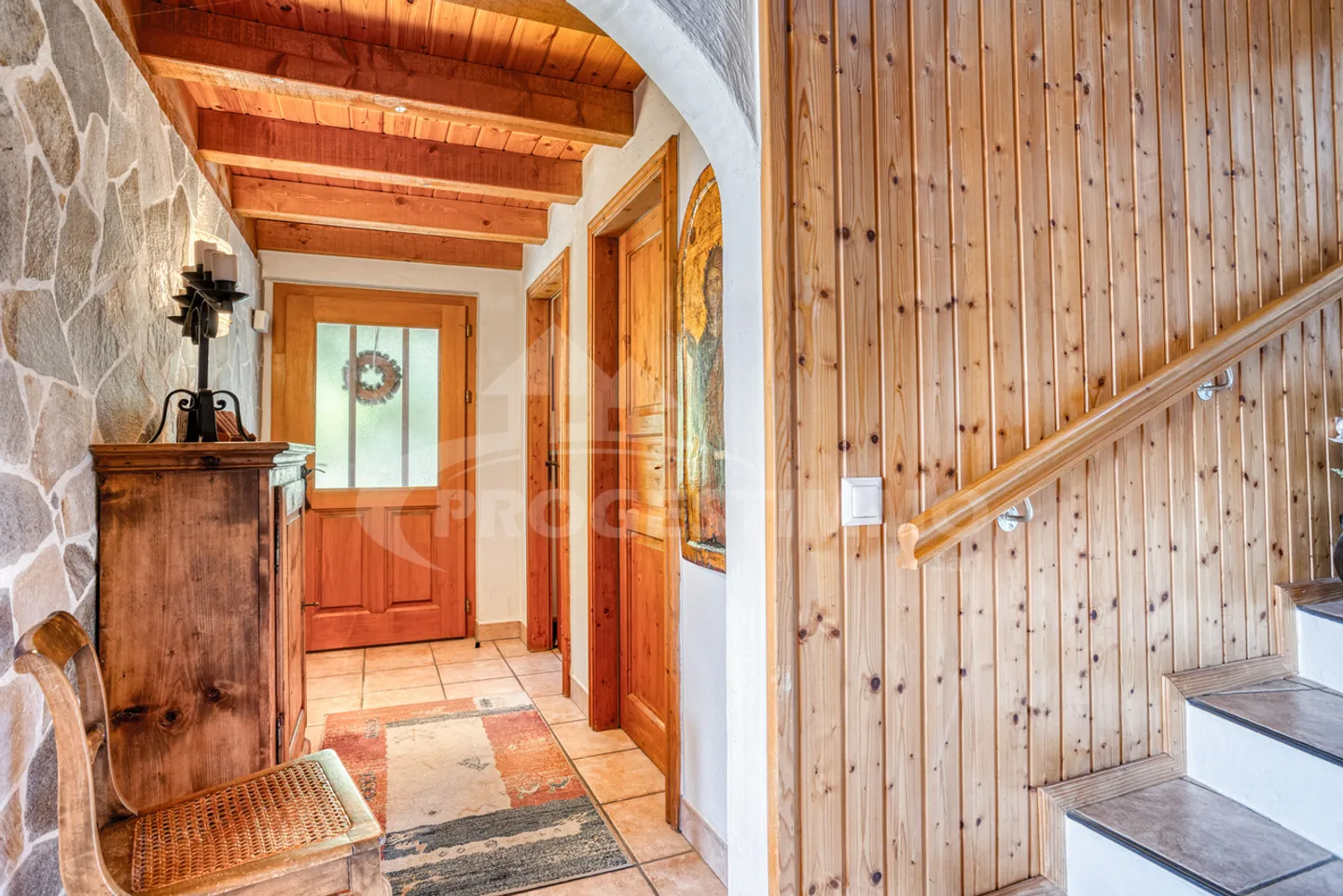 Charming Chalet in Mayens d'Arbaz - Photo 6 of 13