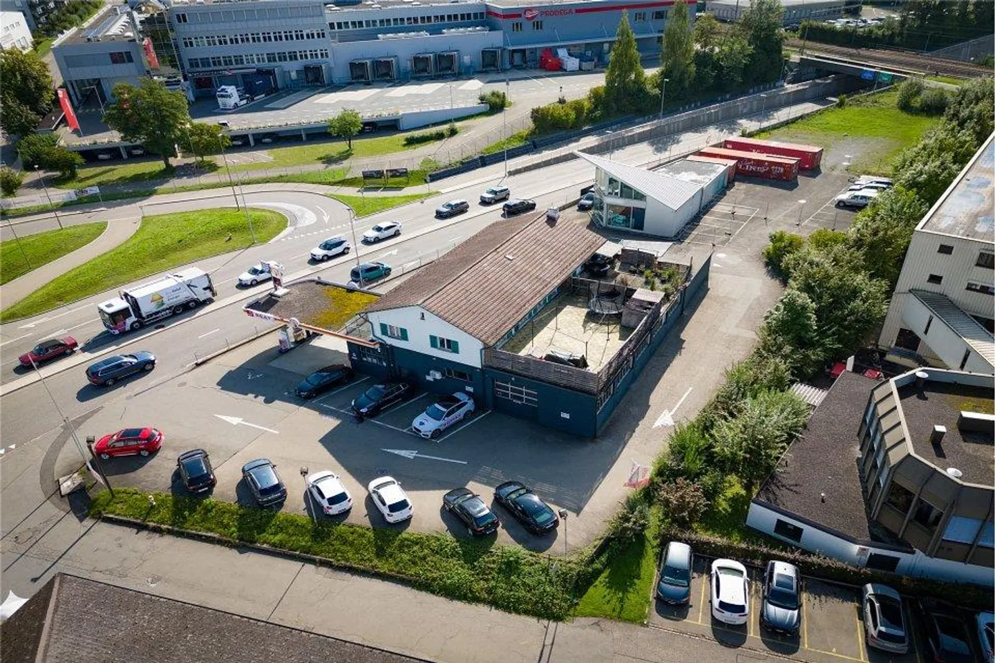 Industrie- und Baulandparzelle an attraktivem Standort im Zürcher-Oberland - Foto 1 von 12