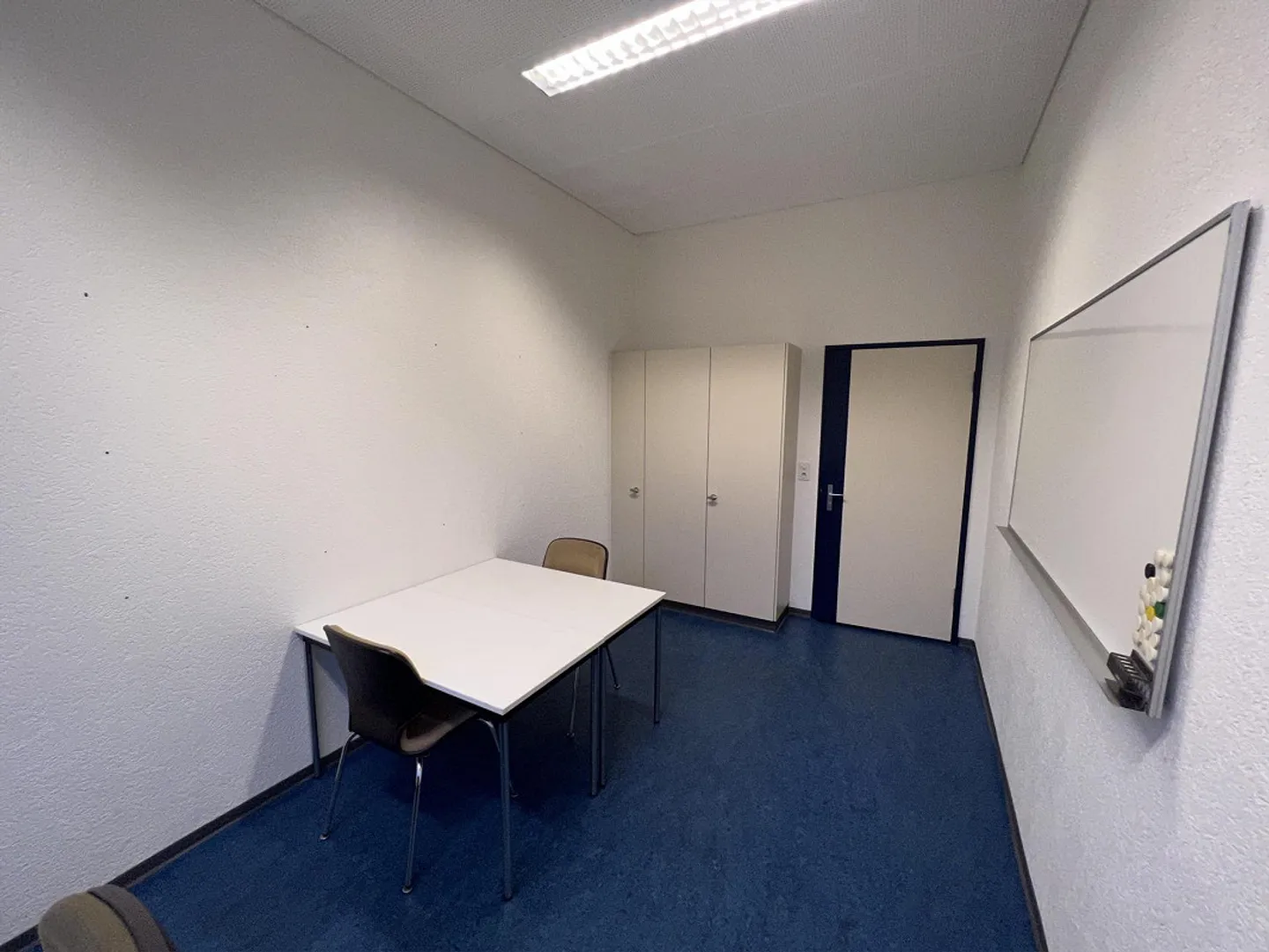 Bureaux et Espaces de Stockage à partir de 10m2 - Photo 13 sur 13